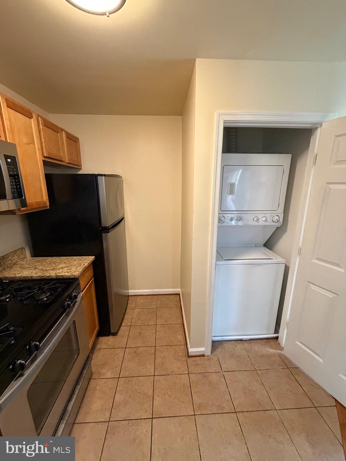 MARKHAM VIEW CONDOMINIUMS - Residential