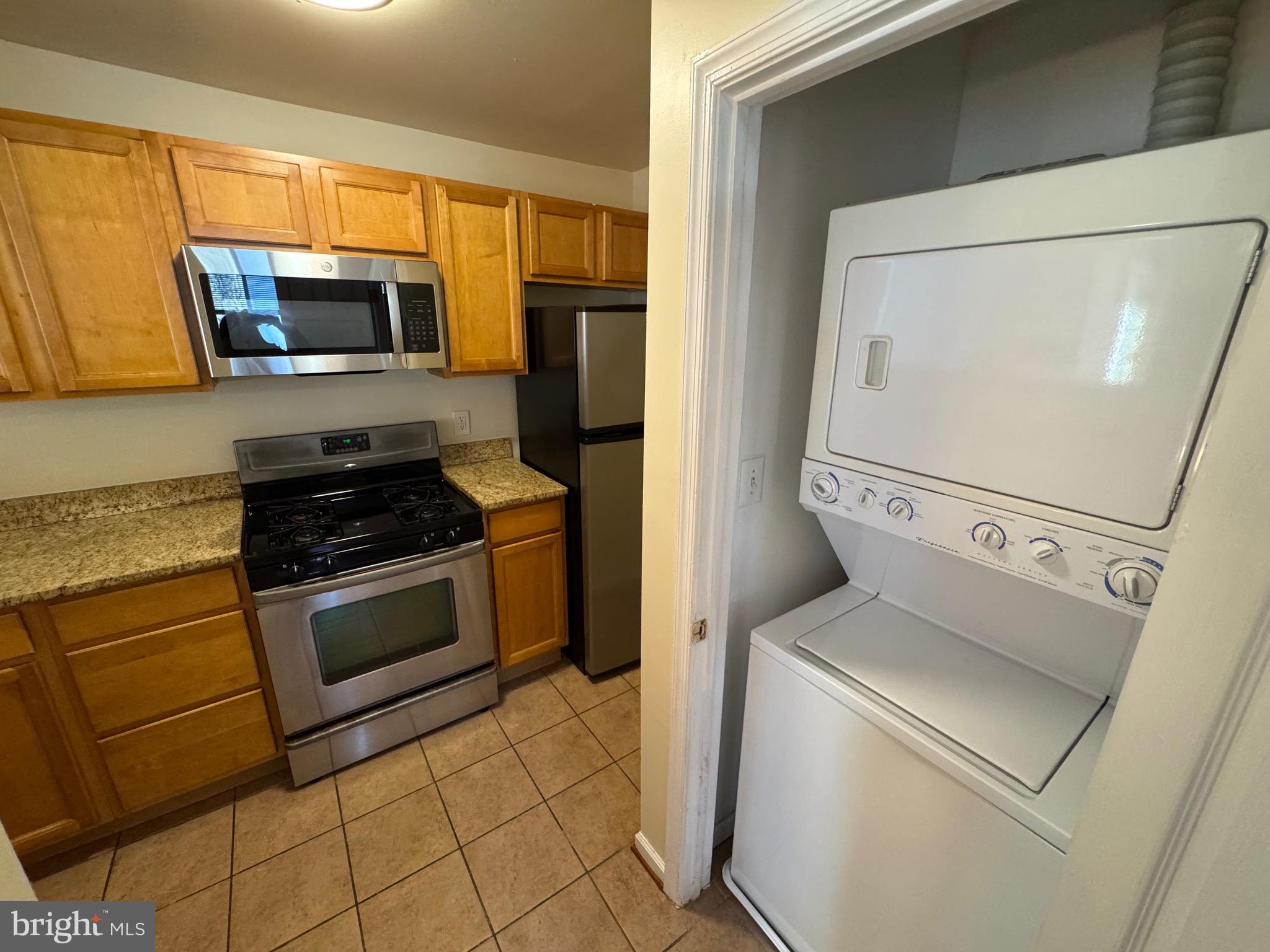 MARKHAM VIEW CONDOMINIUMS - Residential