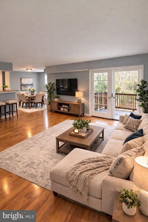 Condo For Sale - 7514 Hawthorne St #4<br/> LANDOVER, MD 20785