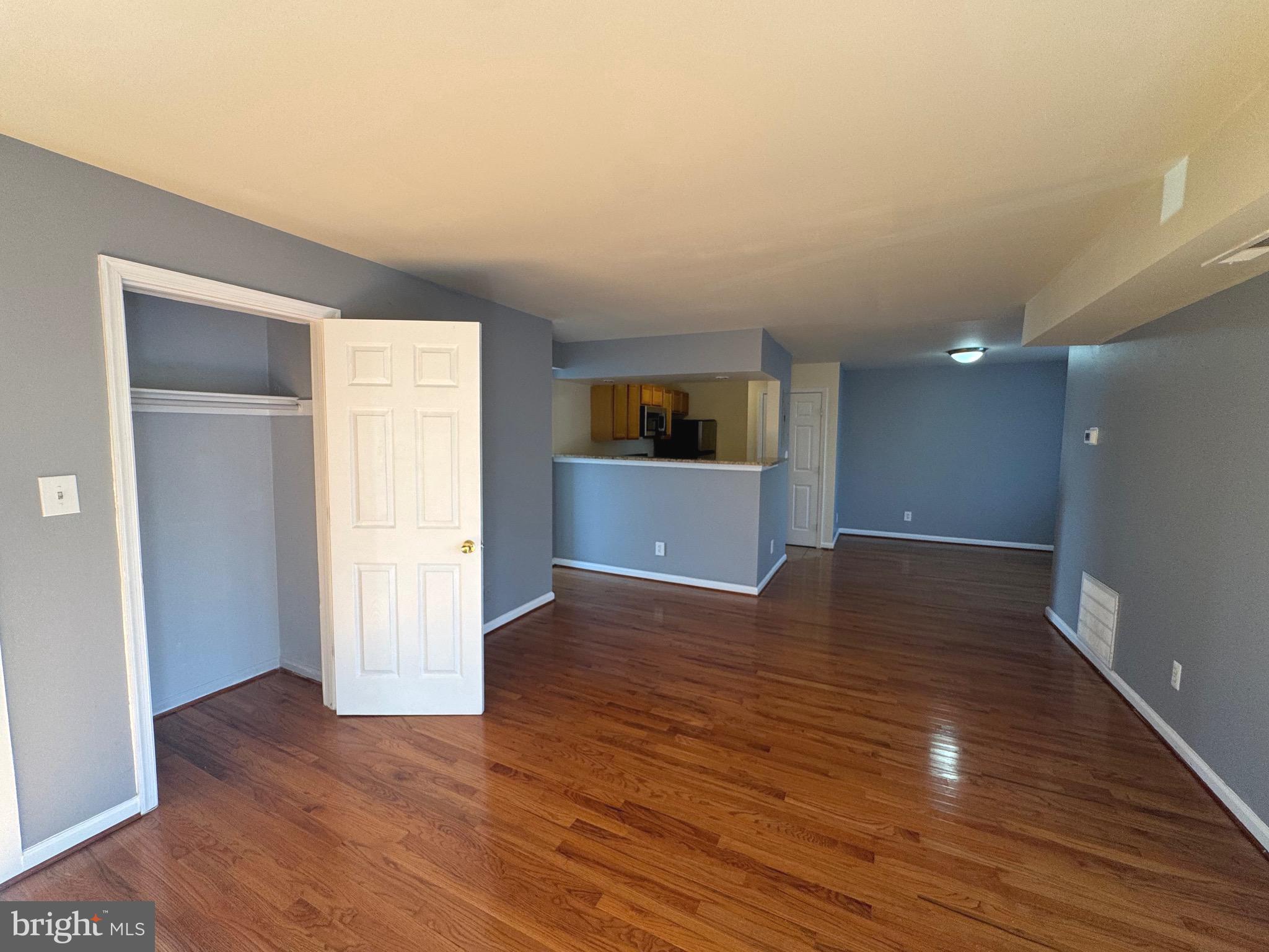 MARKHAM VIEW CONDOMINIUMS - Residential