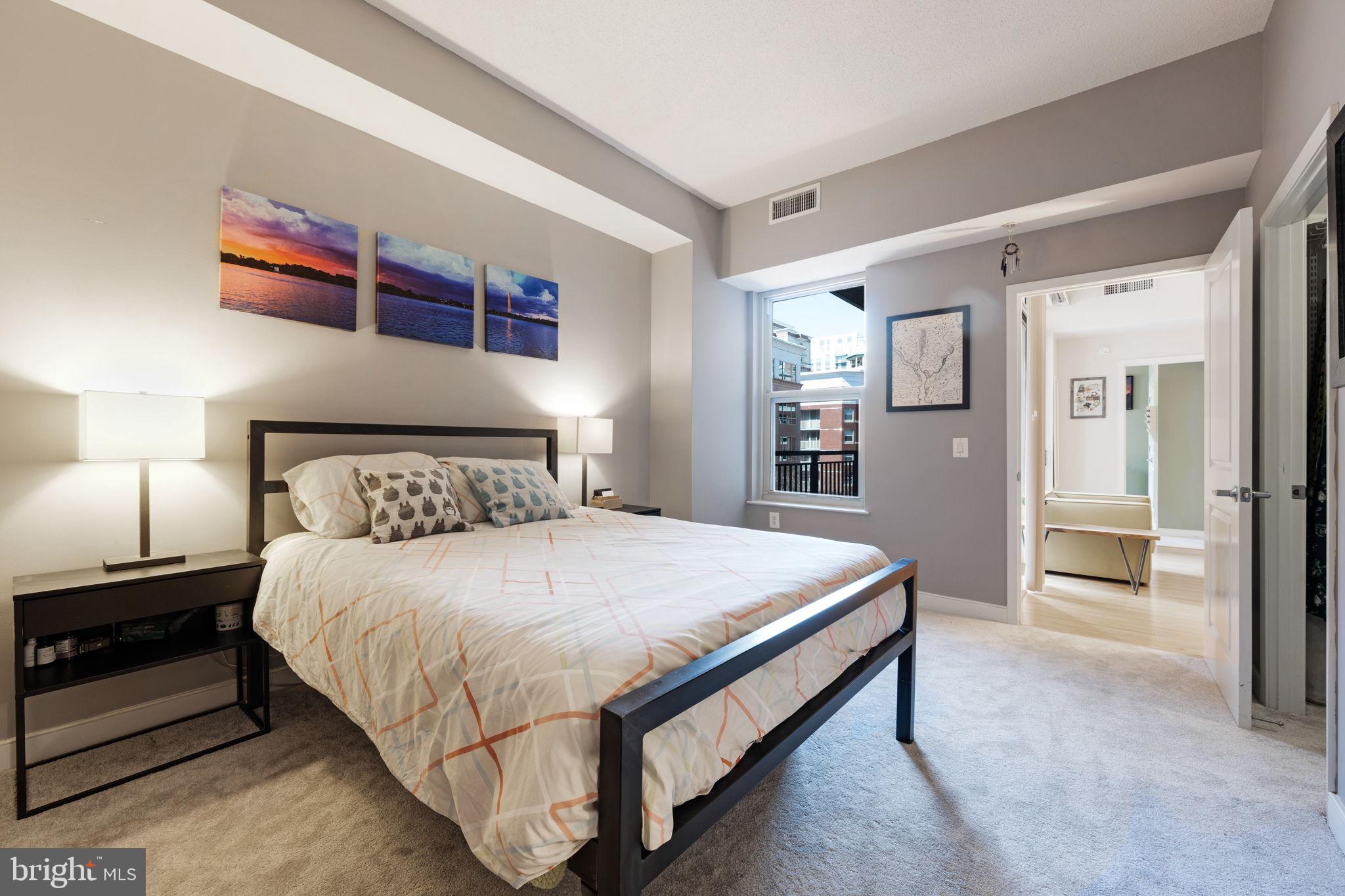 THE HAWTHORN CONDOMINIUM - Residential