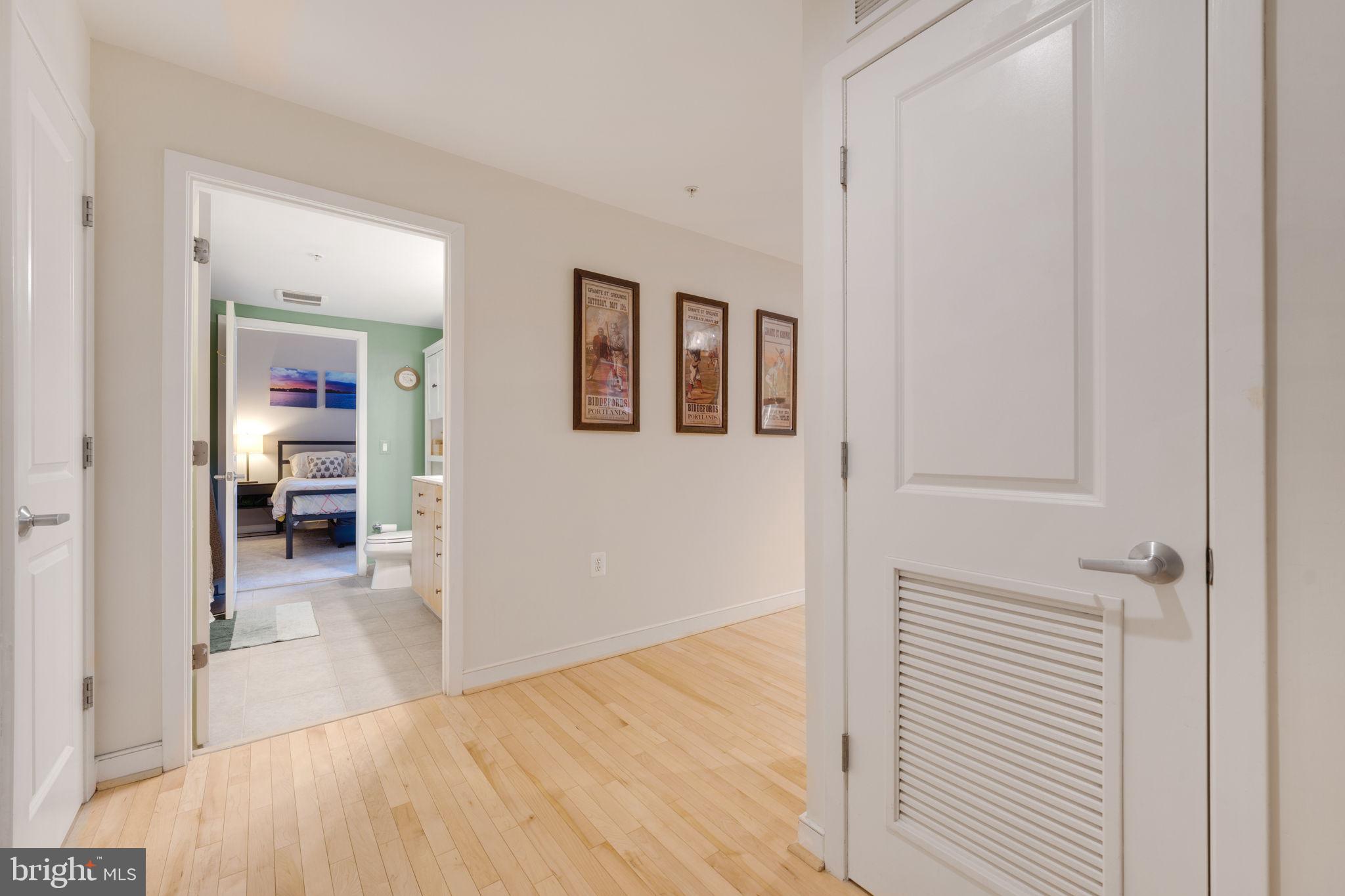 THE HAWTHORN CONDOMINIUM - Residential