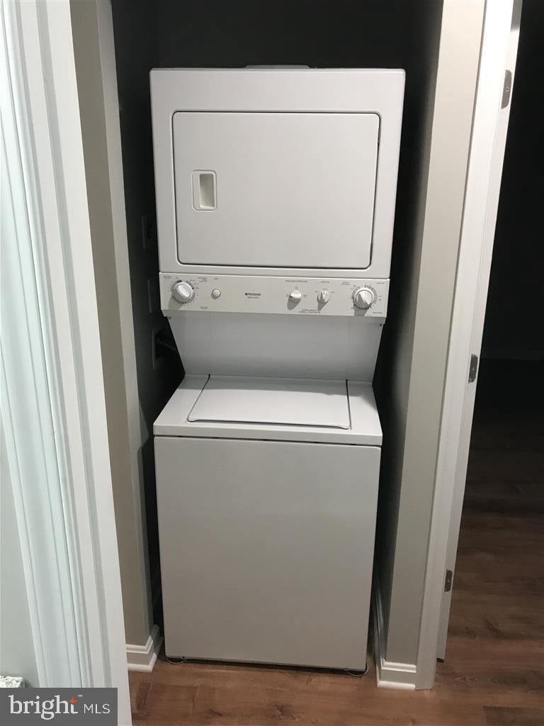 SUN VALLEY CONDOMINIUMS - Residential