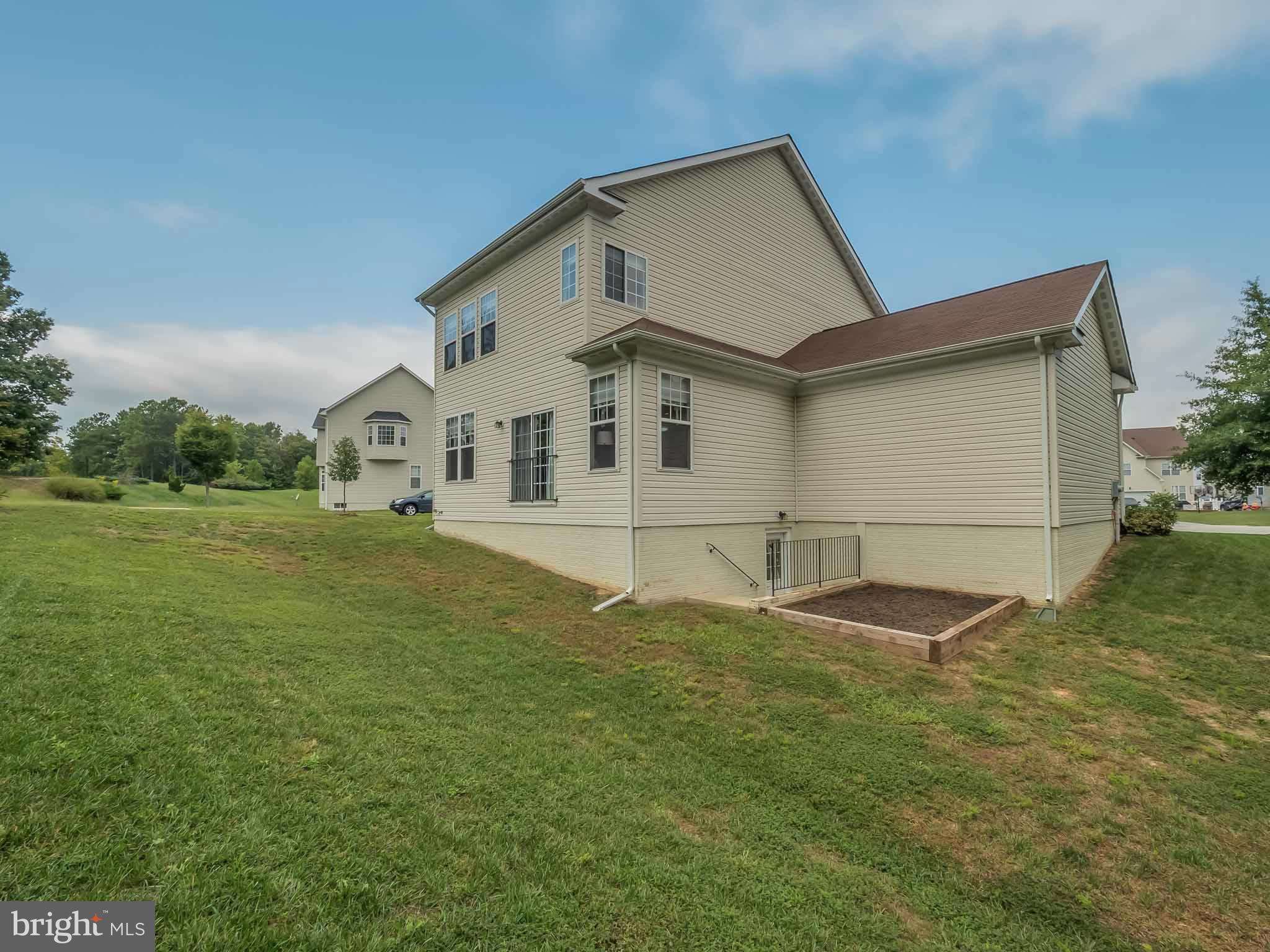 DAHLIA PARK OF WILDEWOOD - Residential