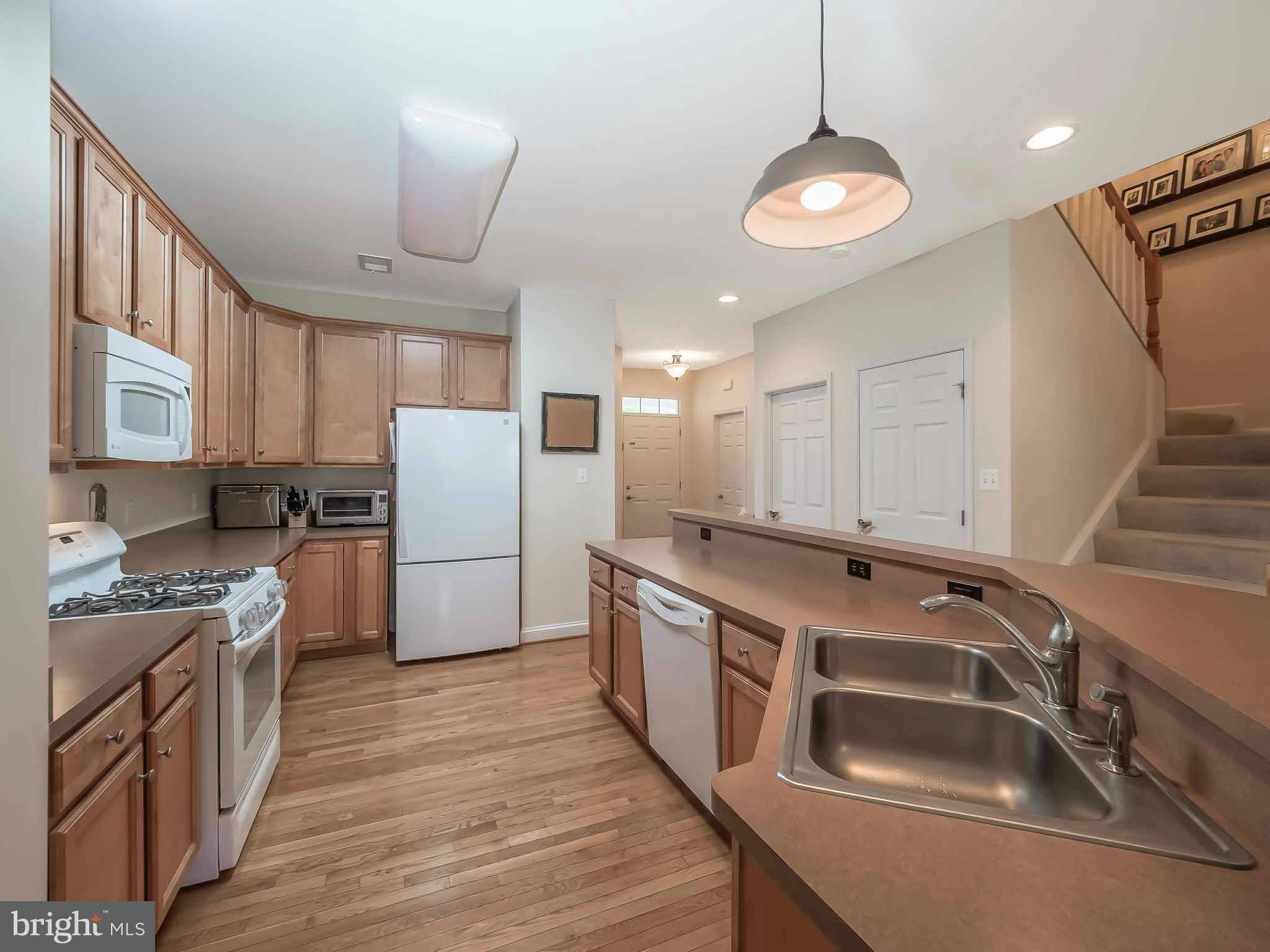 DAHLIA PARK OF WILDEWOOD - Residential