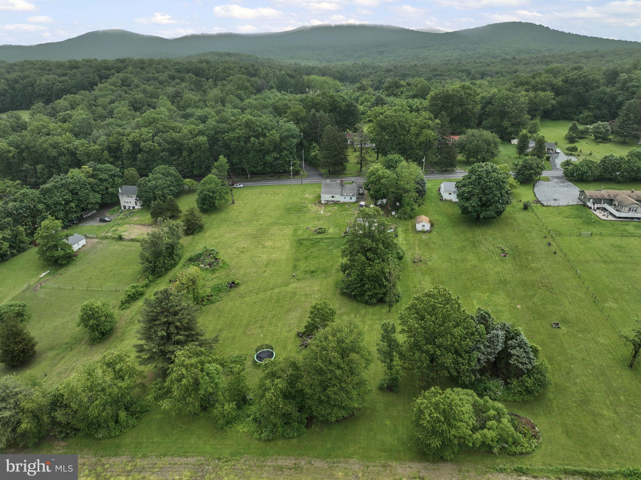 SOUTH MIDDLETON TWP - Residential