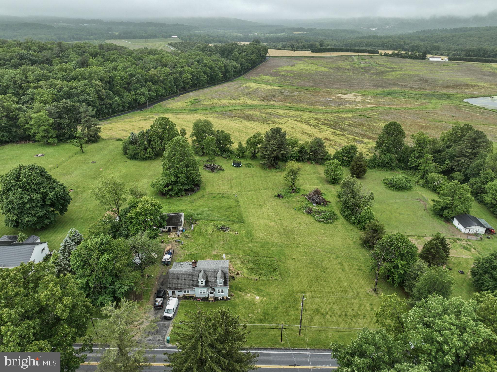 SOUTH MIDDLETON TWP - Residential