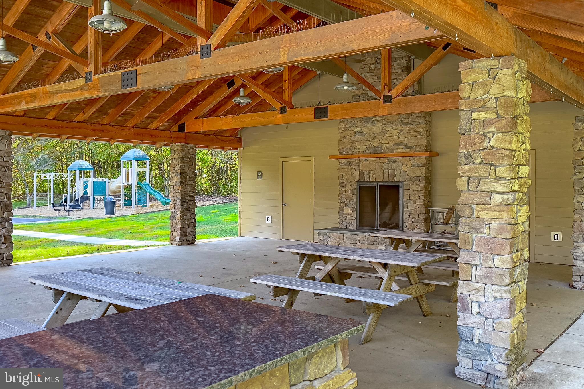 EAGLES PASSAGES - Residential