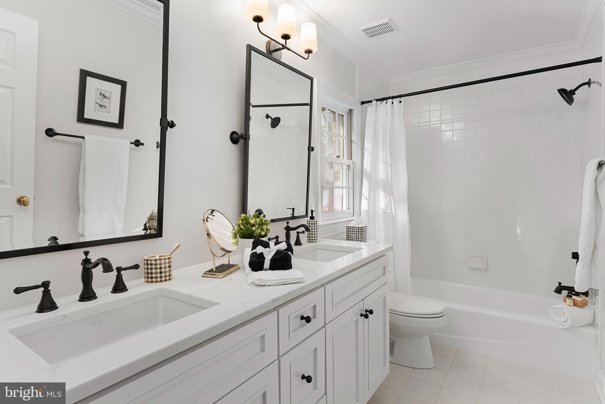 EAGLES PASSAGES - Residential