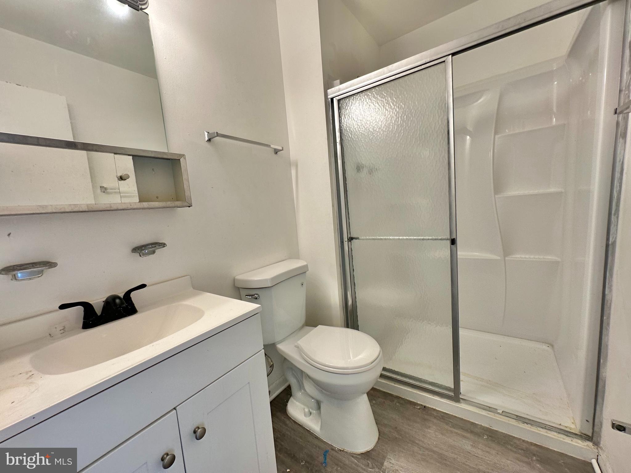 THE HUNTSMAN CONDOMINIUM - Residential