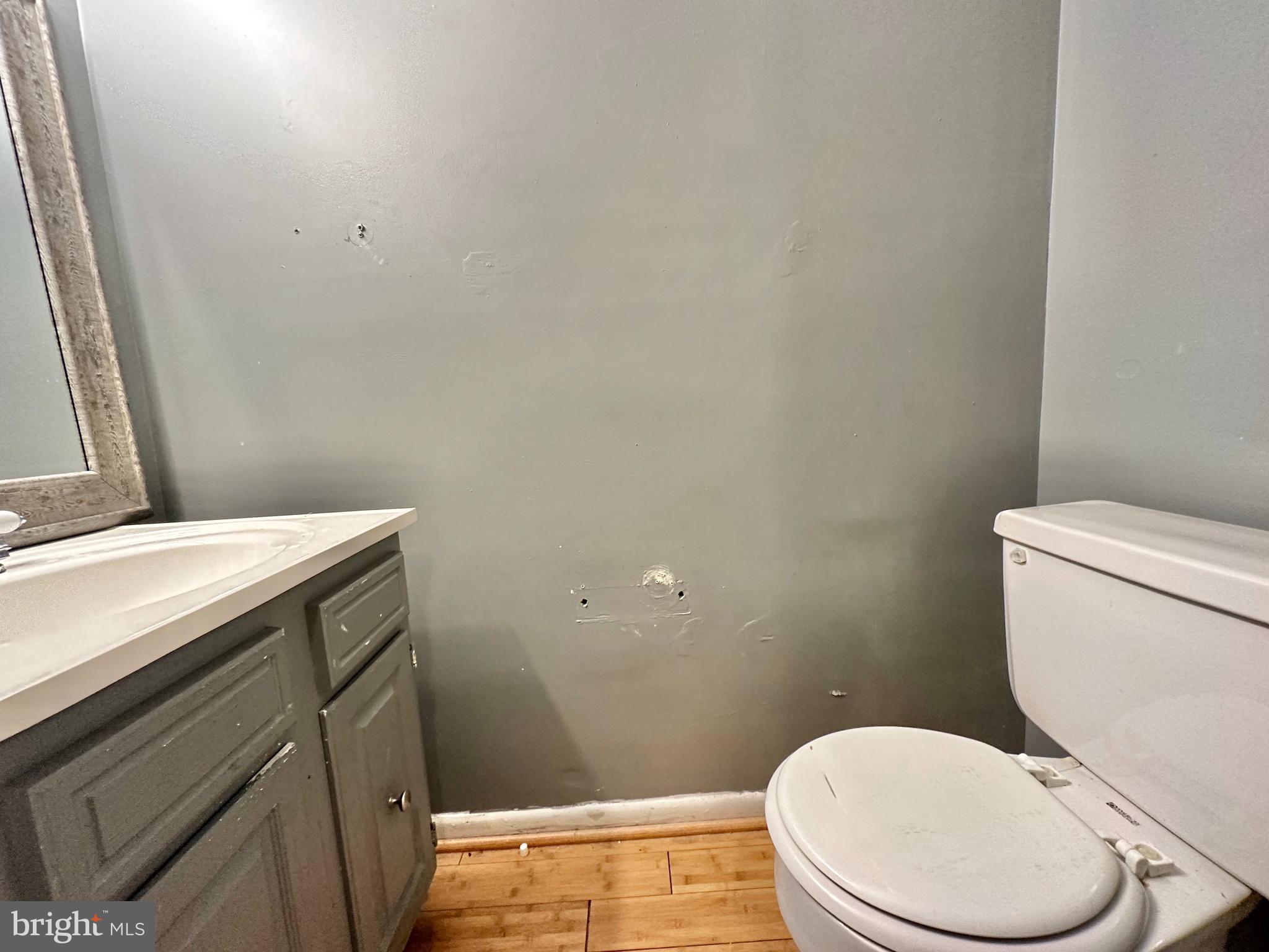 THE HUNTSMAN CONDOMINIUM - Residential