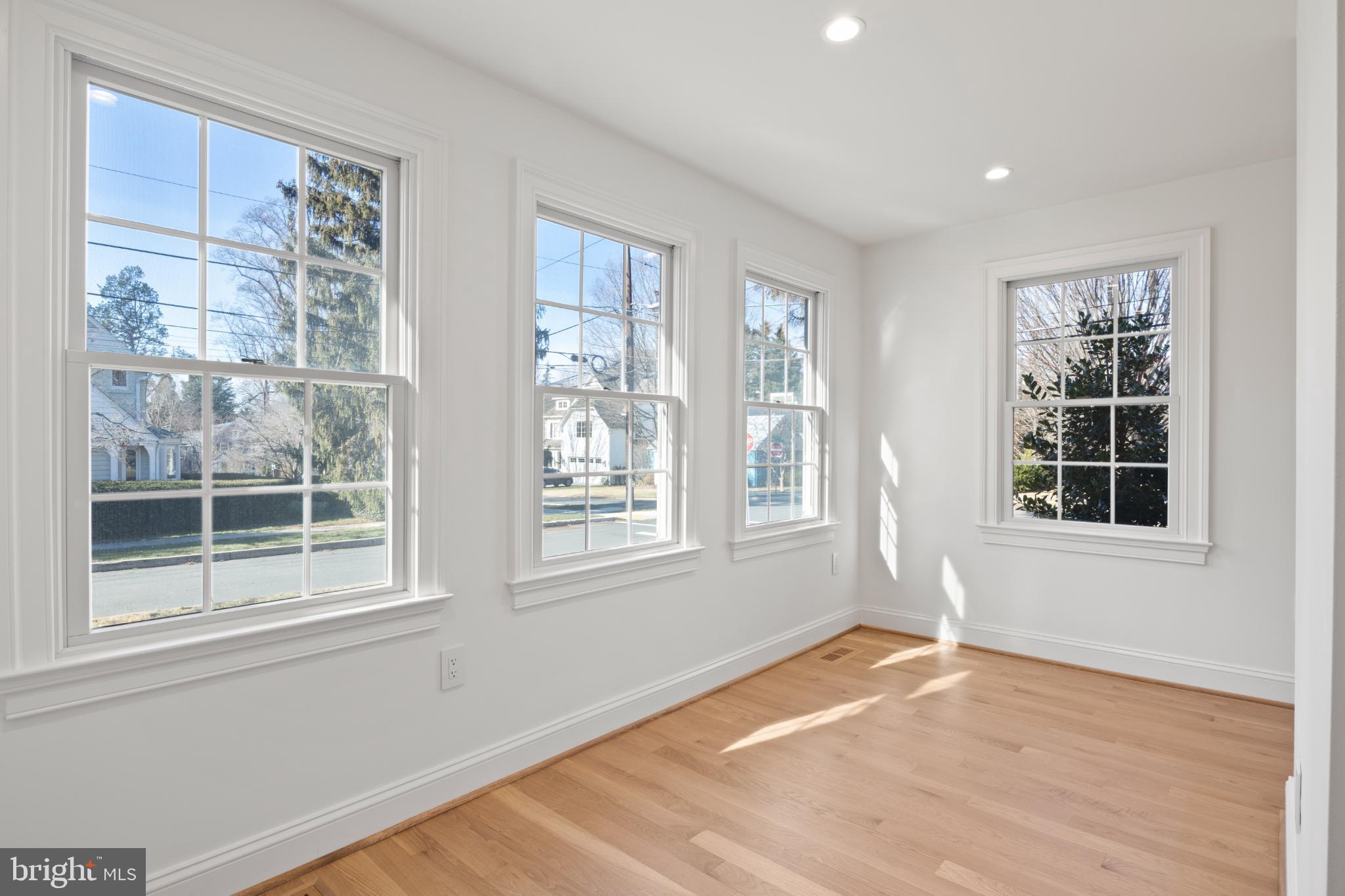 HUNTINGTON TERRACE - Residential