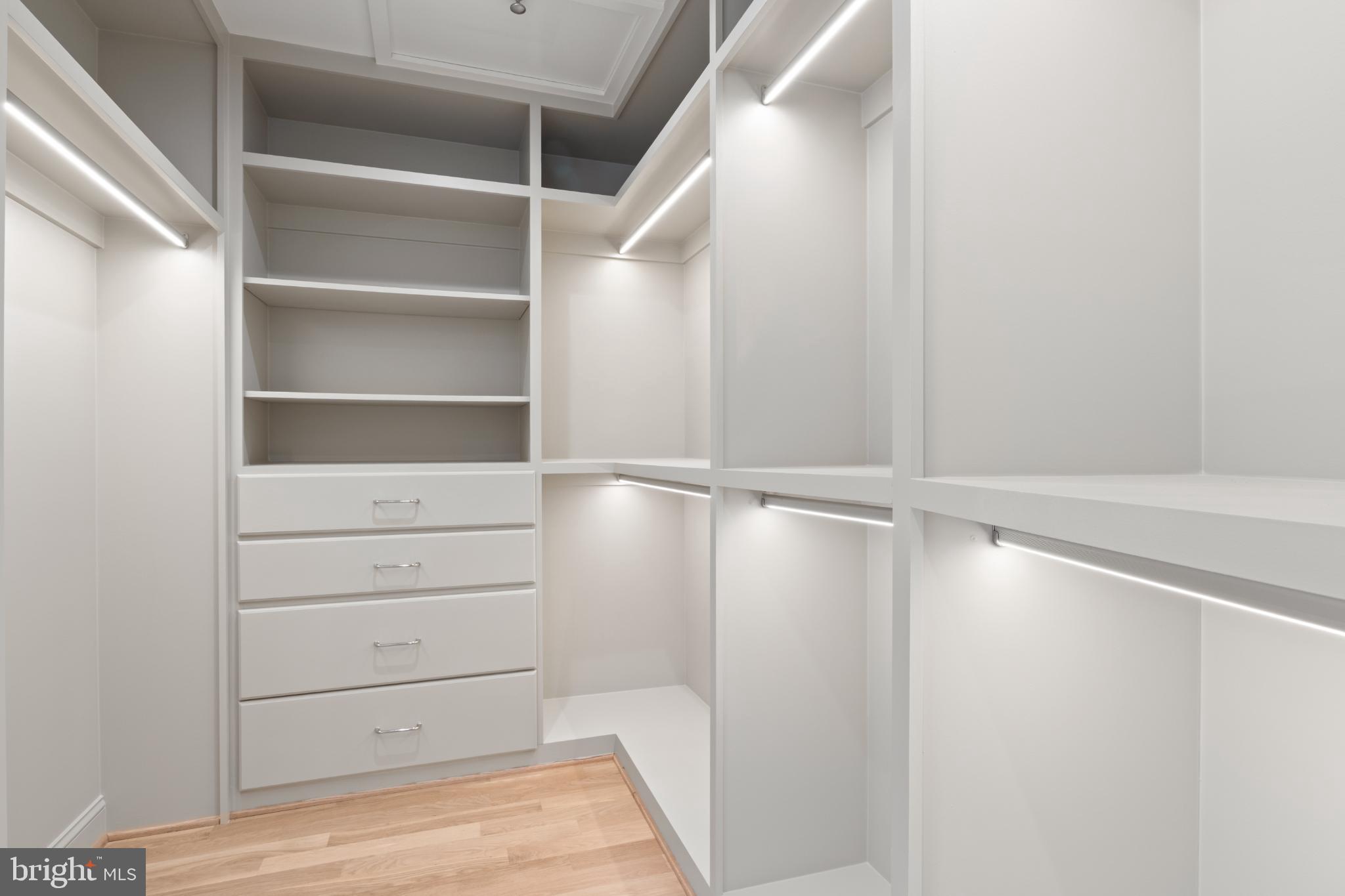 HUNTINGTON TERRACE - Residential