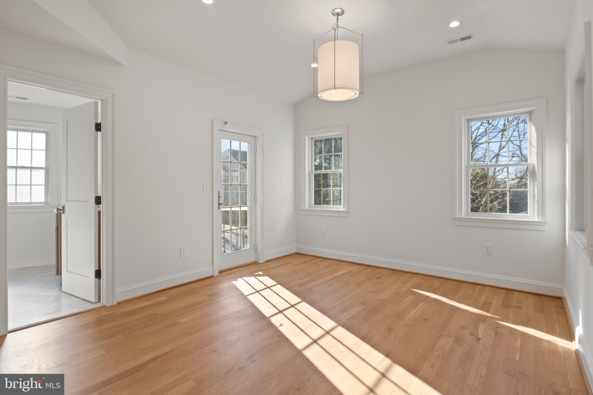 HUNTINGTON TERRACE - Residential