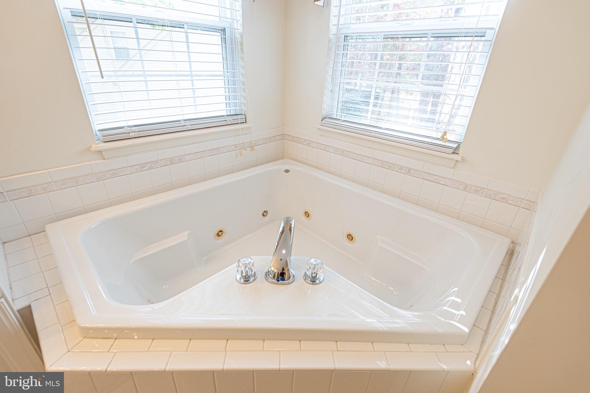 PEMBERTON PONDS - Residential