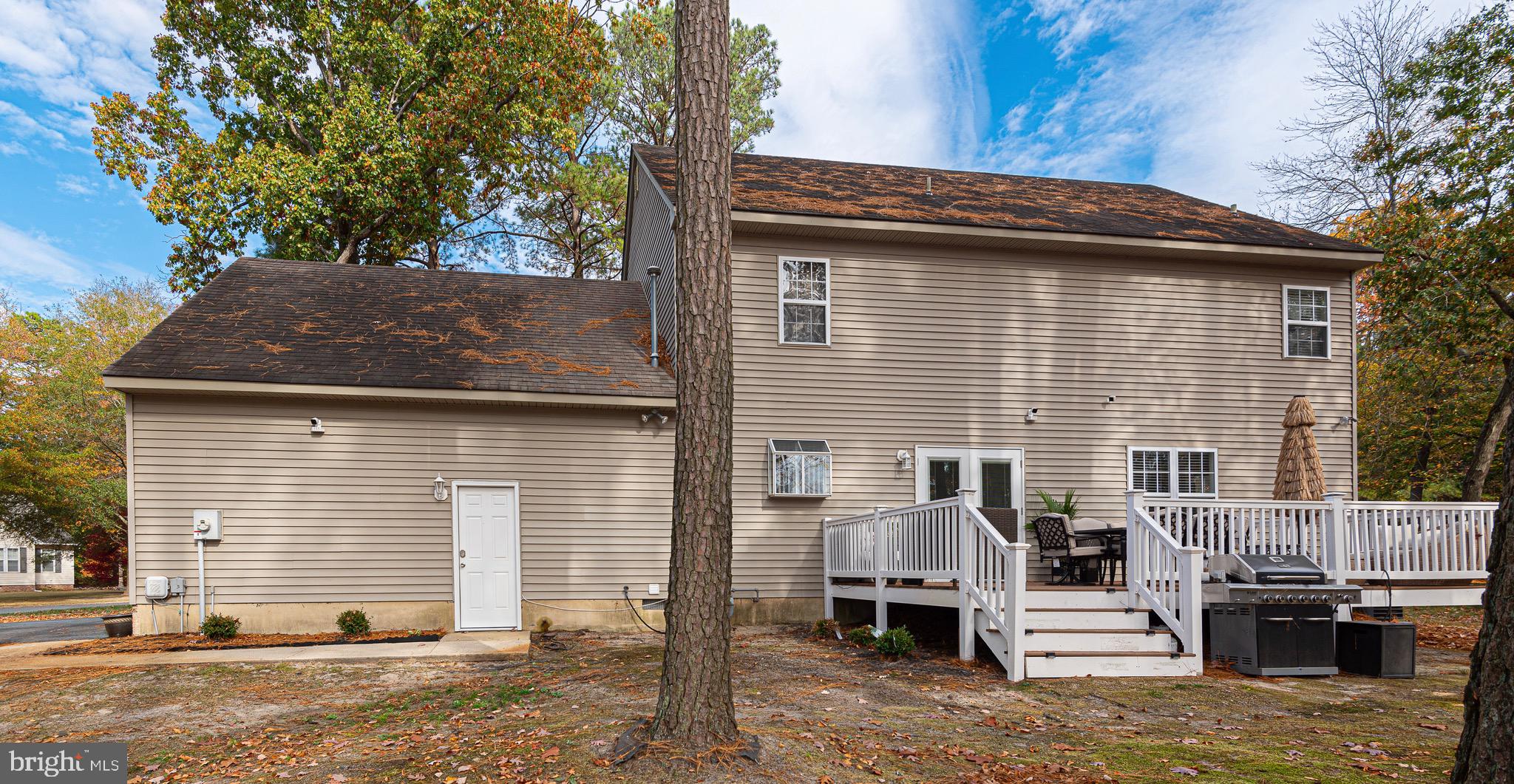 PEMBERTON PONDS - Residential