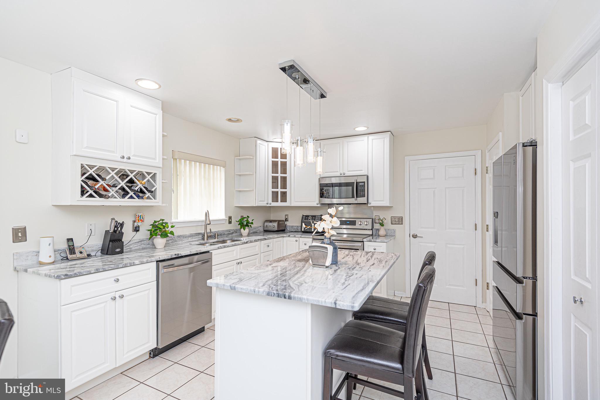 PEMBERTON PONDS - Residential