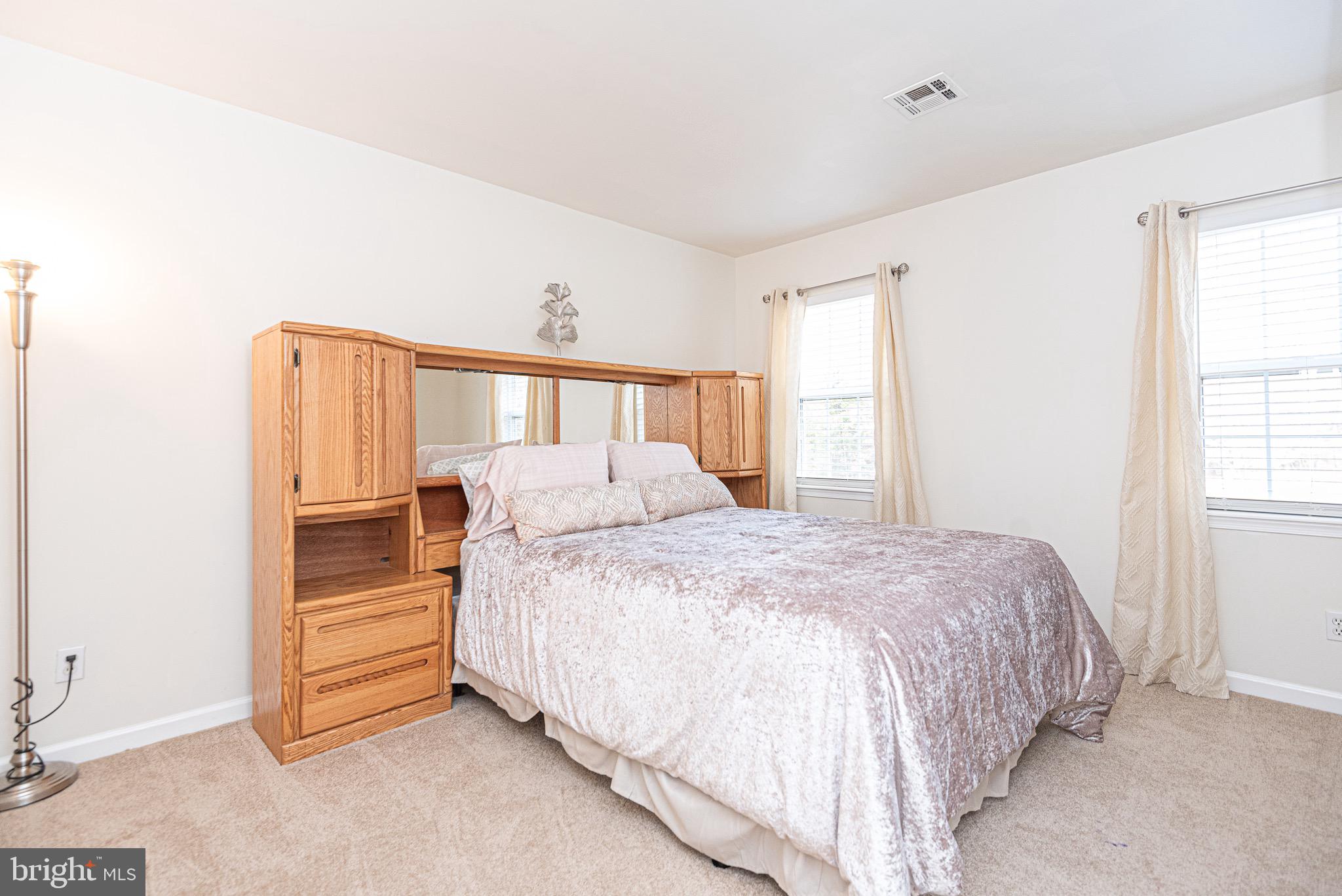 PEMBERTON PONDS - Residential