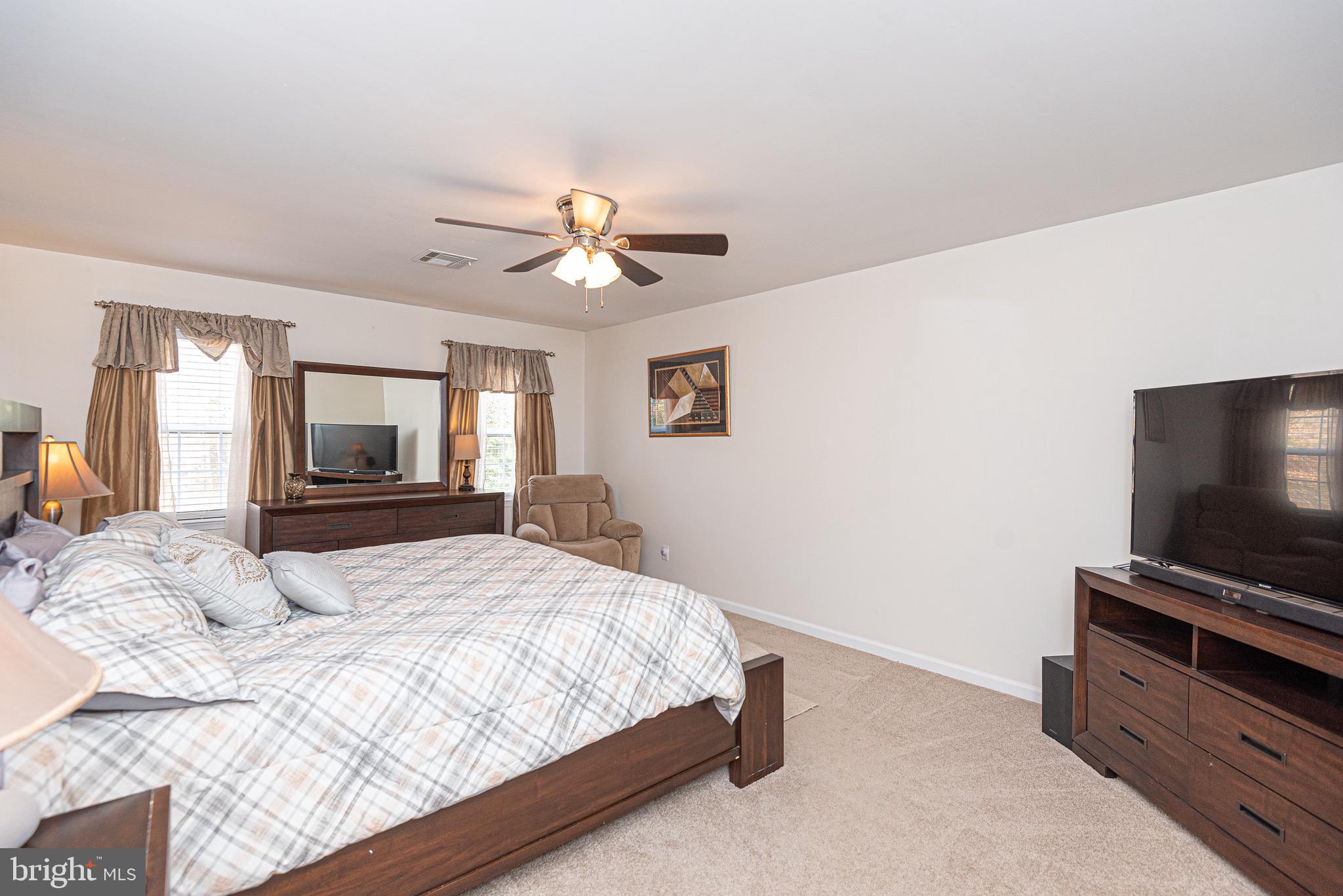 PEMBERTON PONDS - Residential