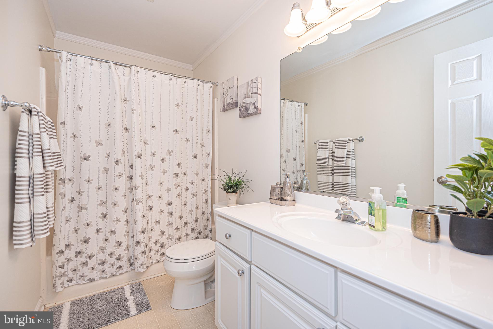 PEMBERTON PONDS - Residential