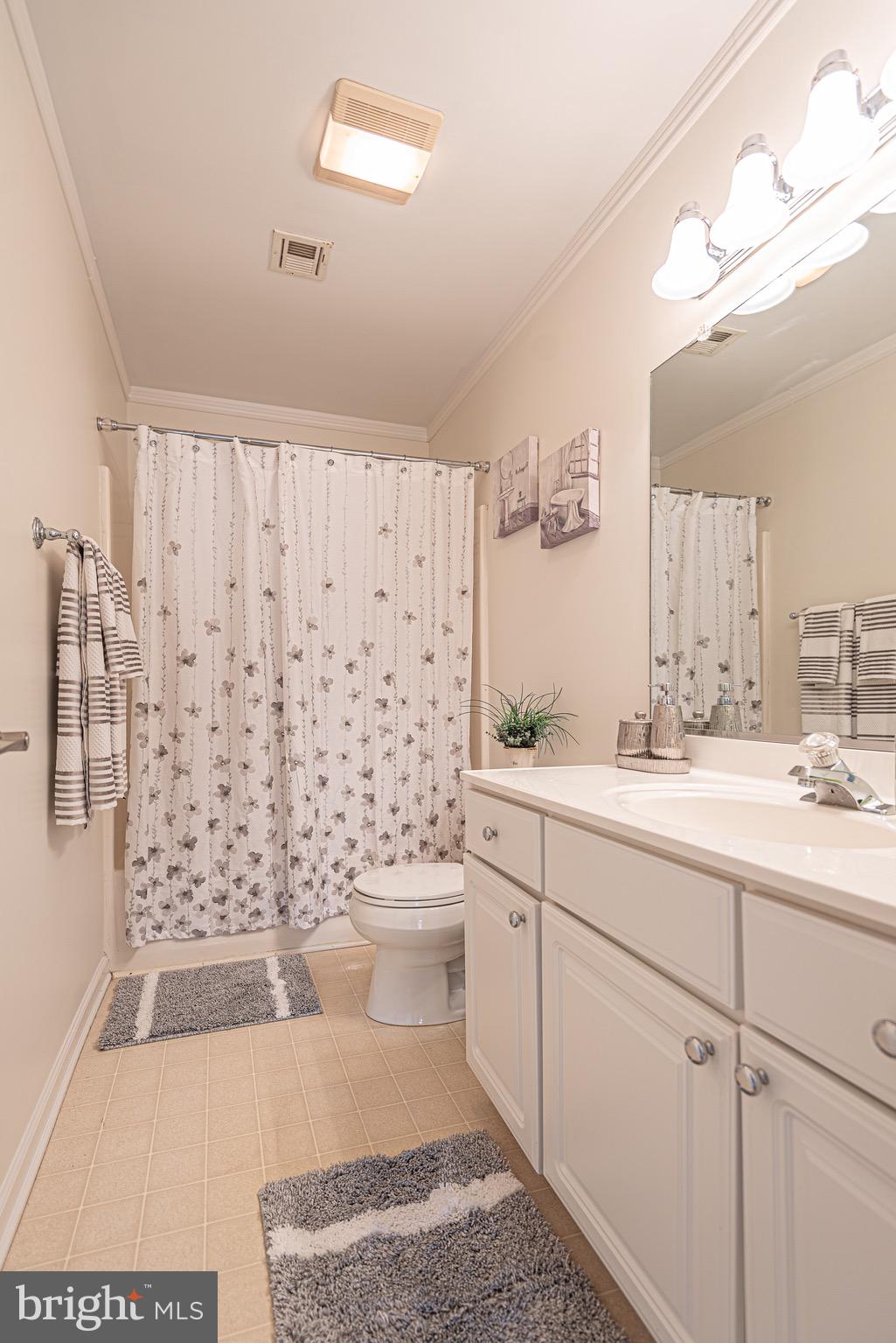 PEMBERTON PONDS - Residential