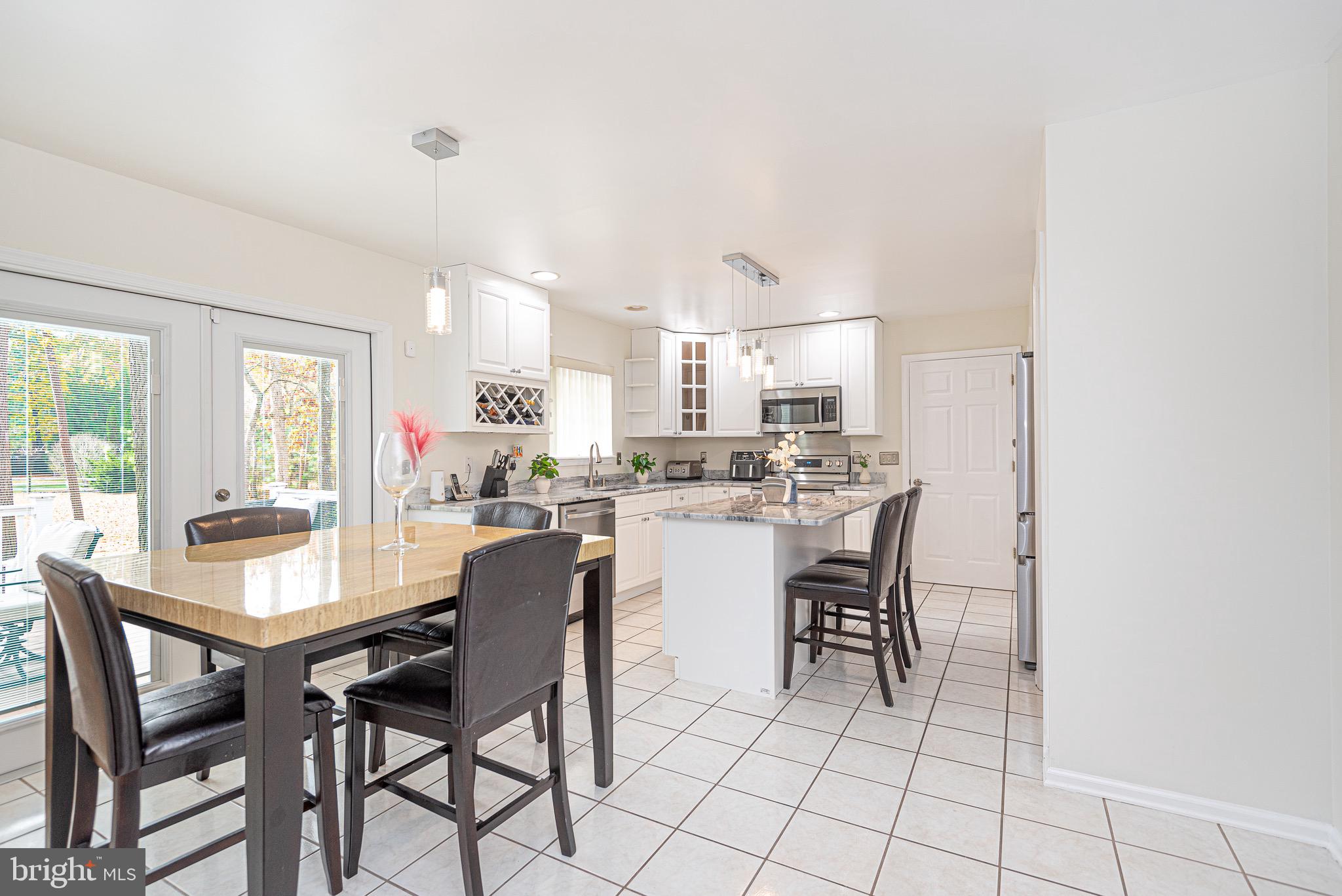 PEMBERTON PONDS - Residential