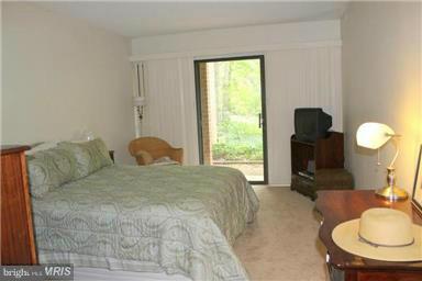 LAKEVIEW - Residential Lease