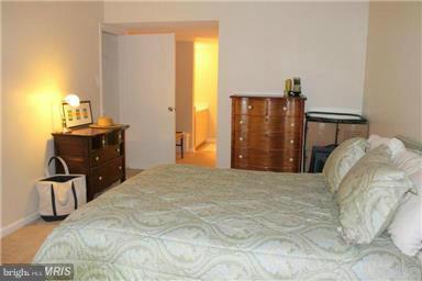 LAKEVIEW - Residential Lease