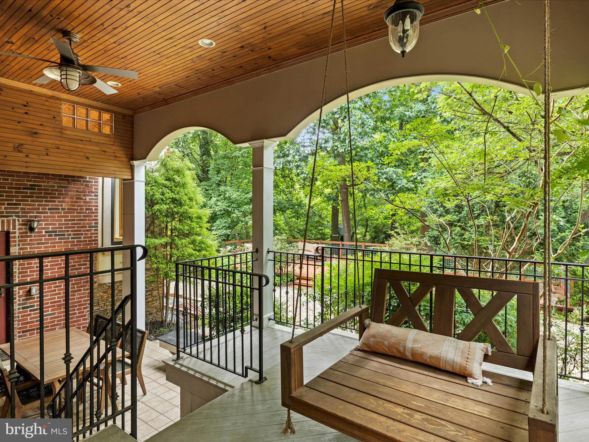 ARLINGTON FOREST - Residential Lease