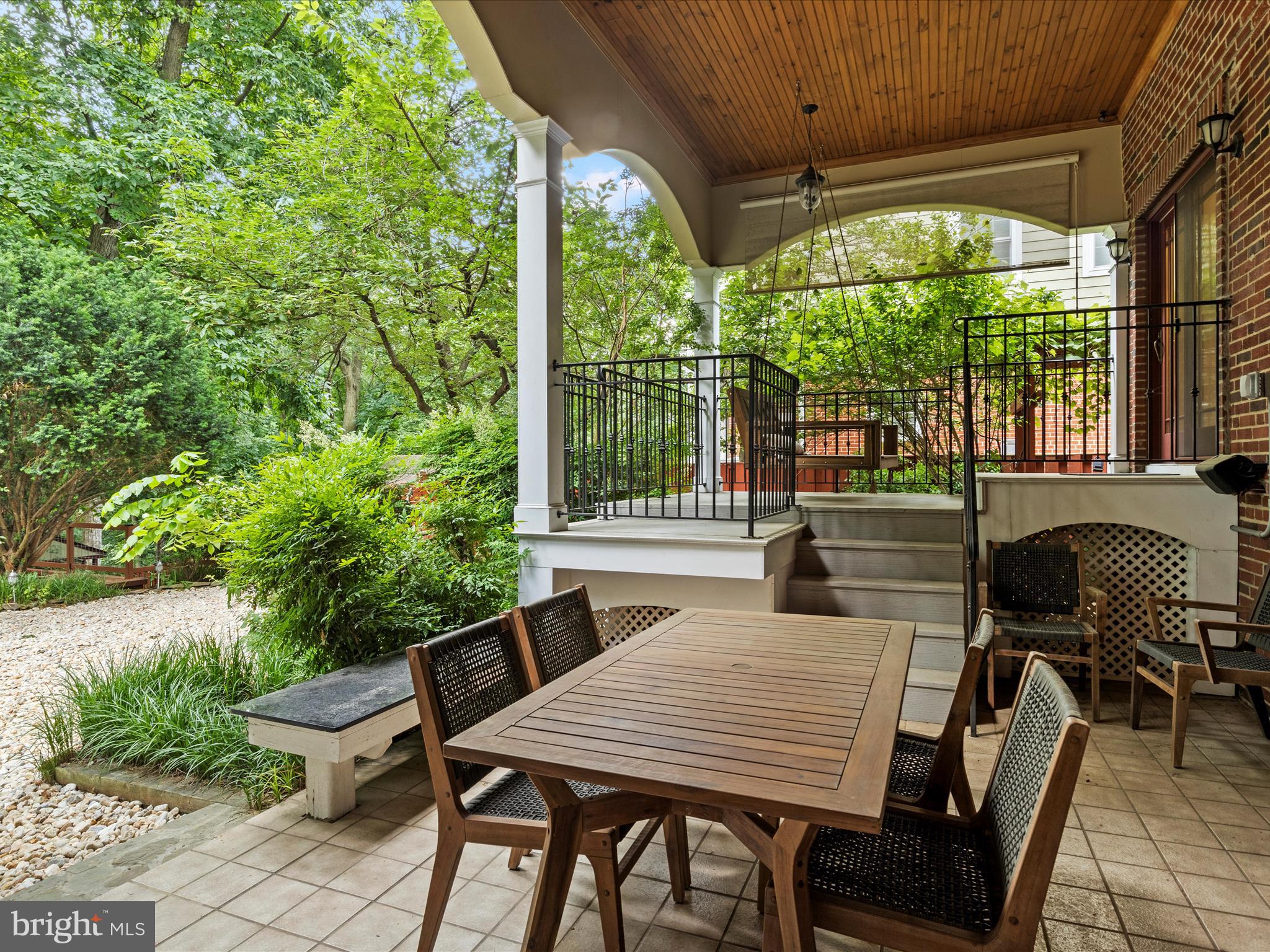 ARLINGTON FOREST - Residential Lease