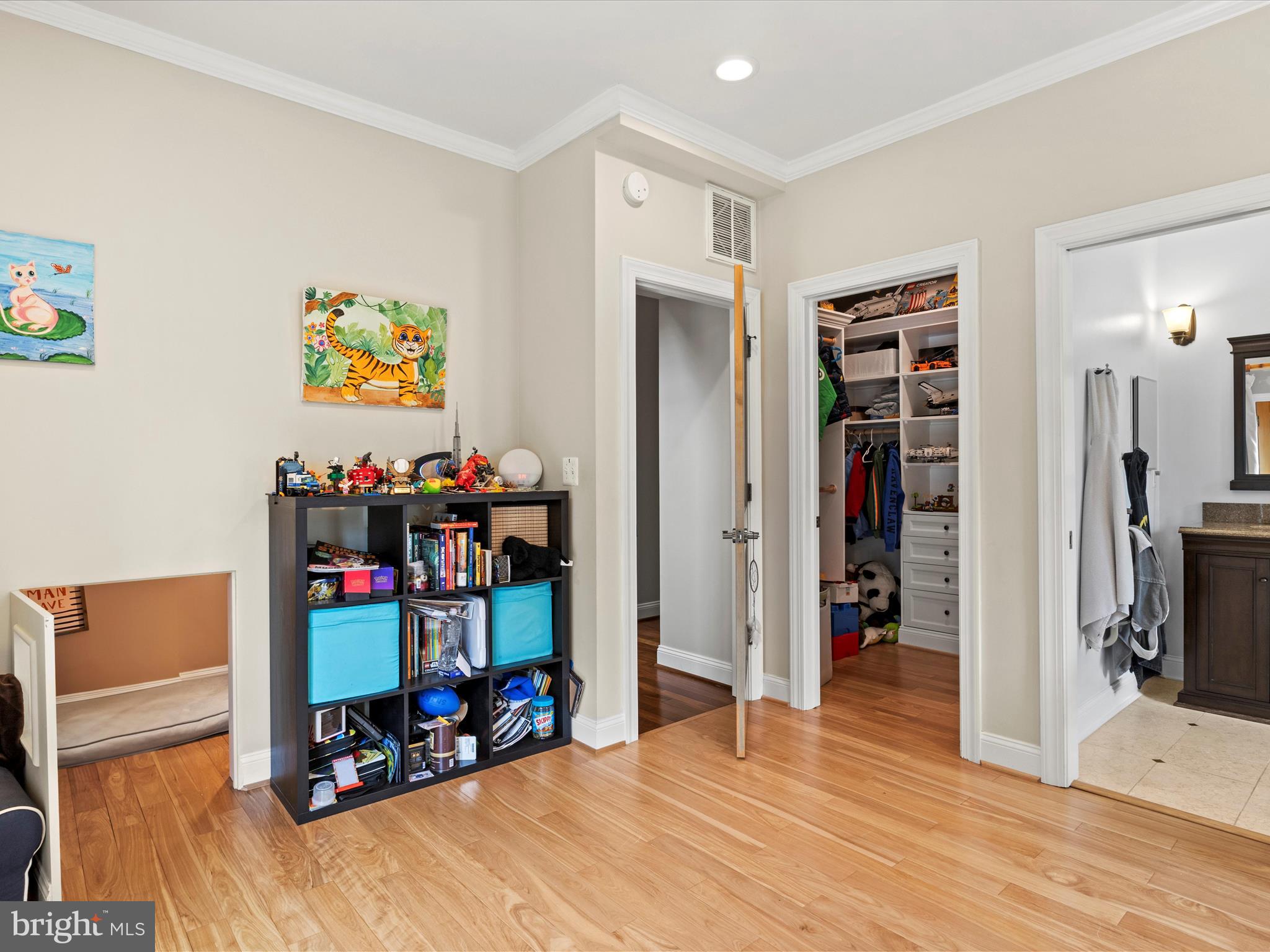 ARLINGTON FOREST - Residential Lease