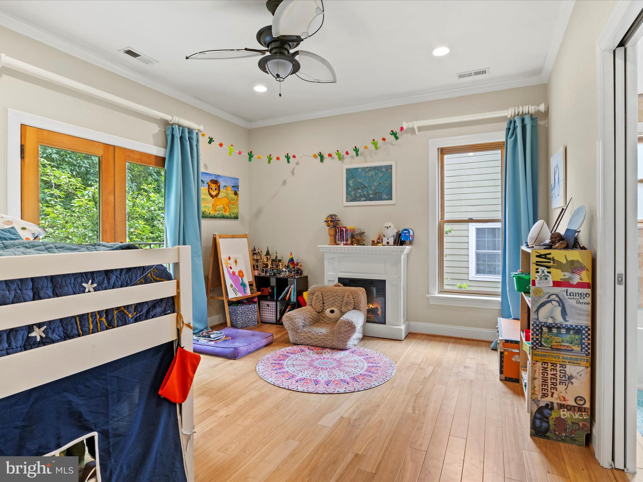 ARLINGTON FOREST - Residential Lease