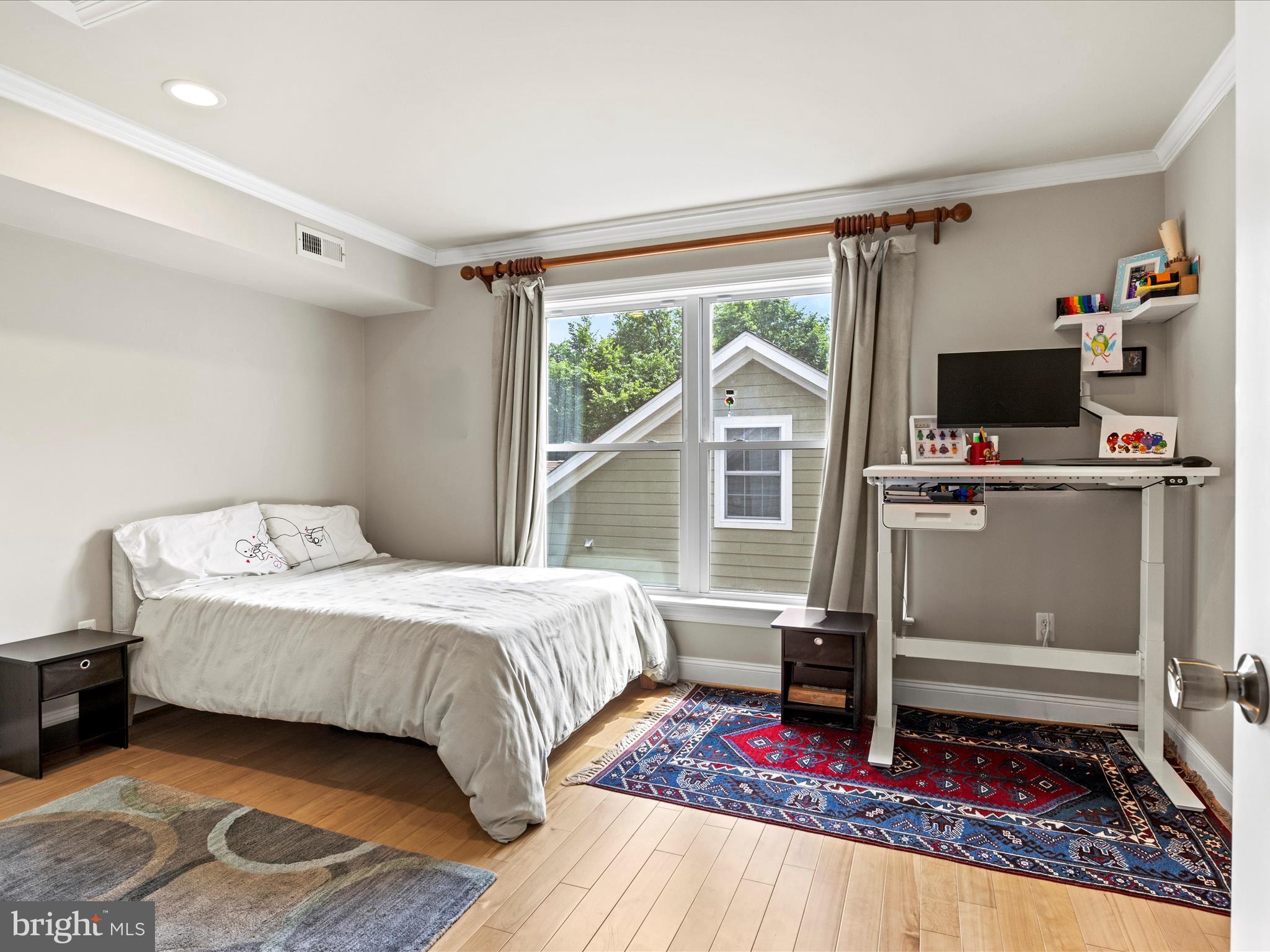 ARLINGTON FOREST - Residential Lease