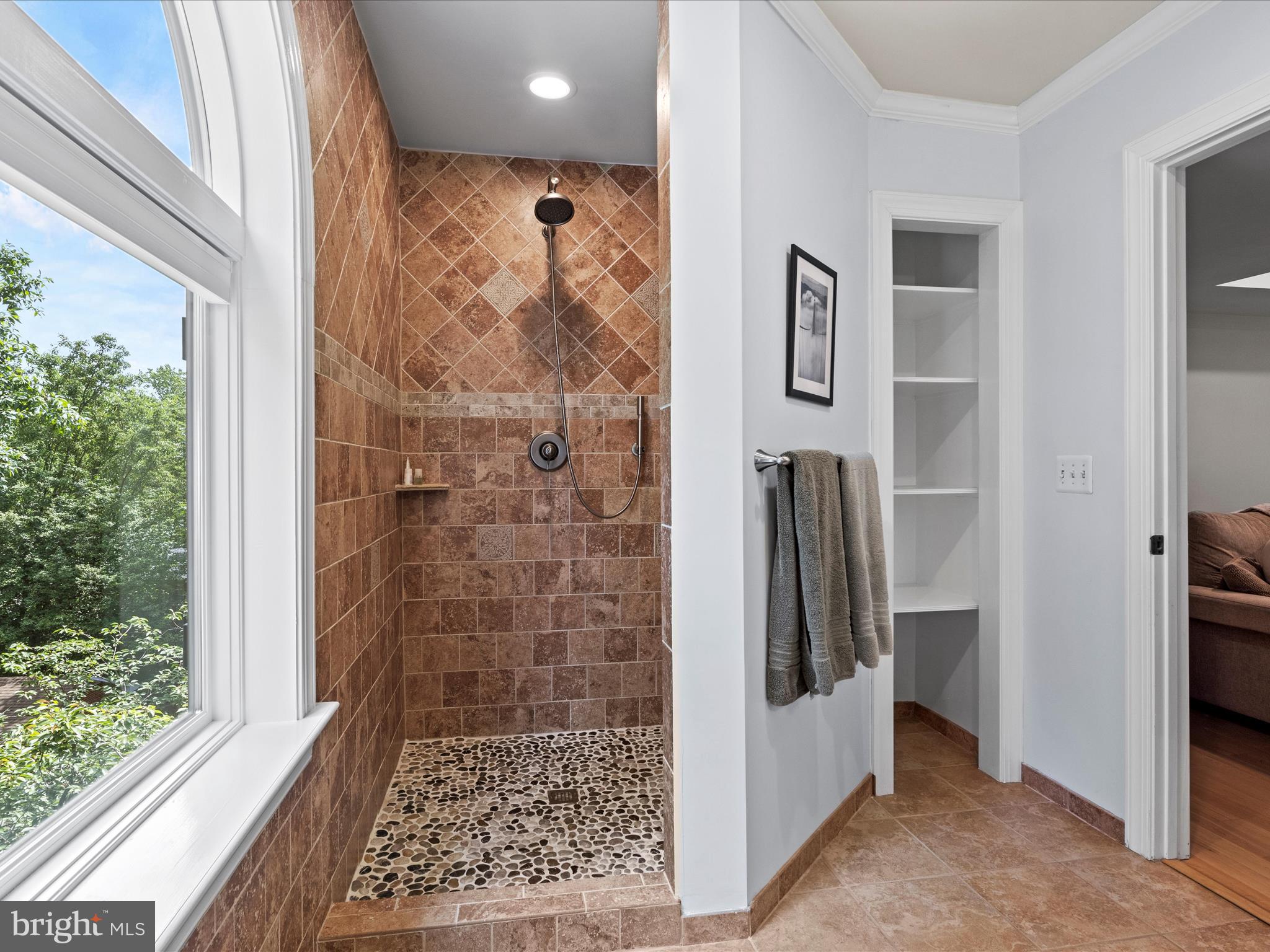 ARLINGTON FOREST - Residential Lease