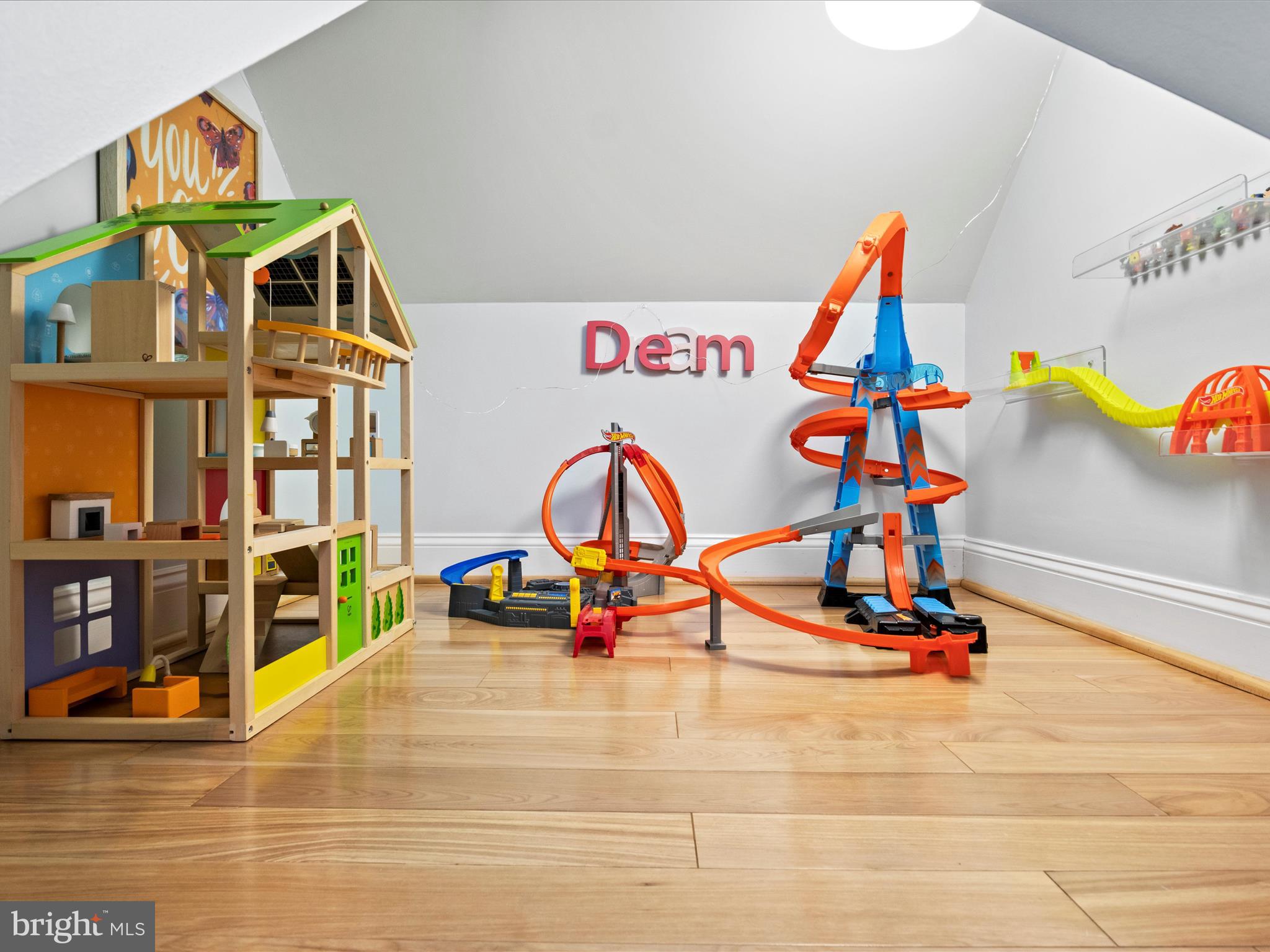 ARLINGTON FOREST - Residential Lease