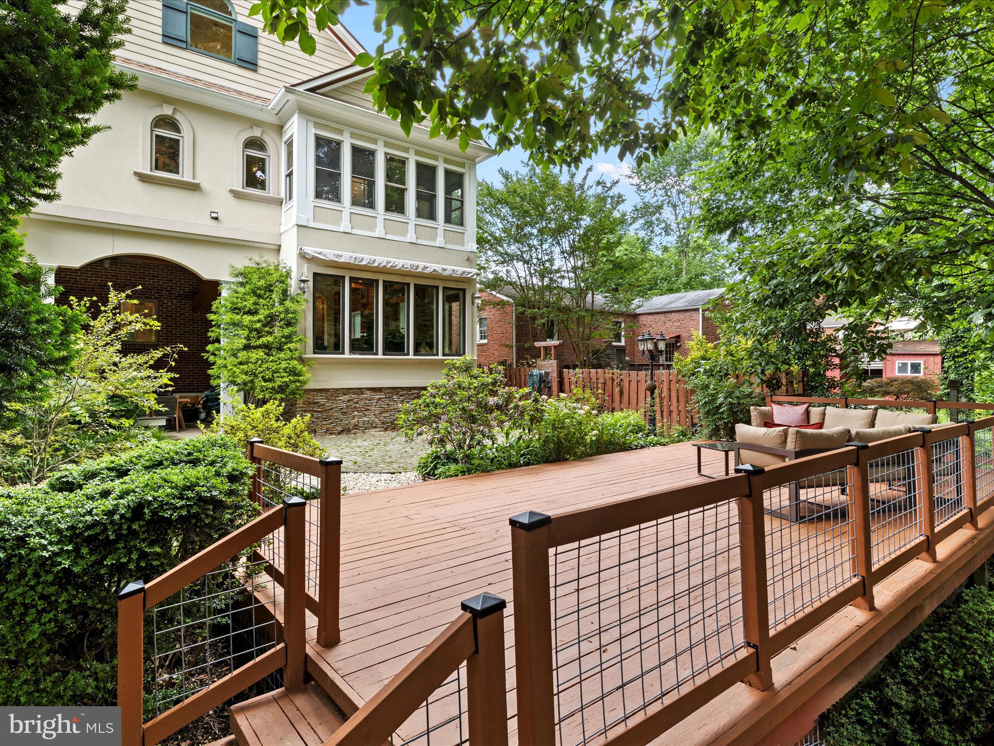 ARLINGTON FOREST - Residential Lease