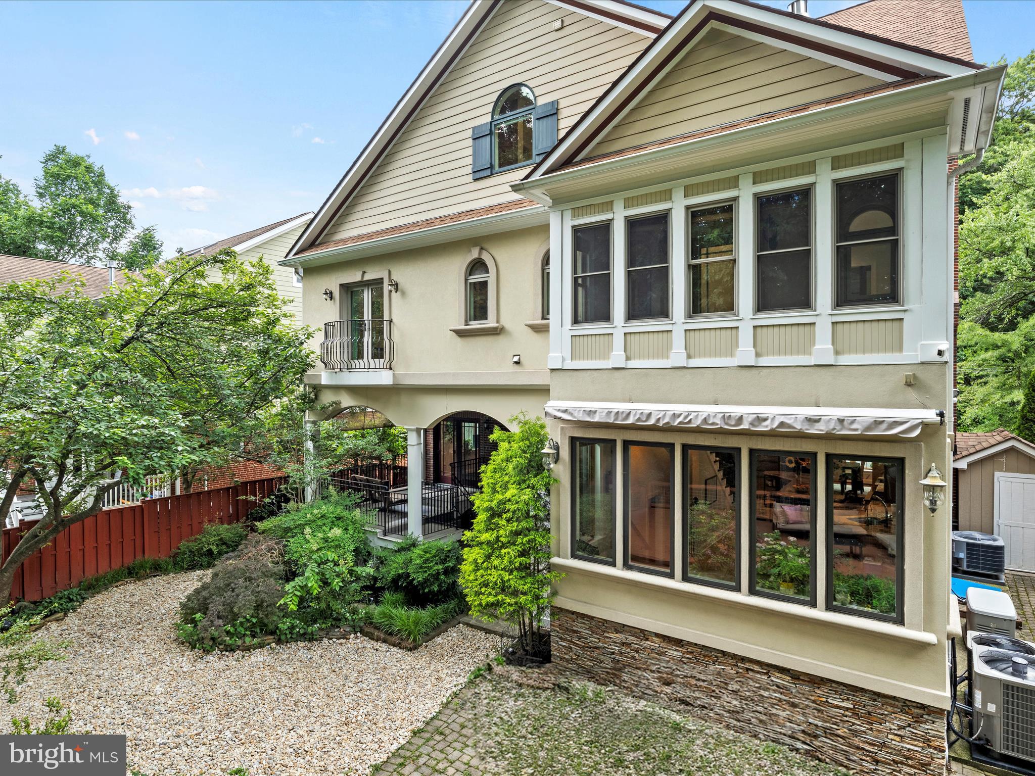 ARLINGTON FOREST - Residential Lease