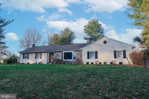 21 BITTERSWEET DRIVE HERSHEY PA 17033