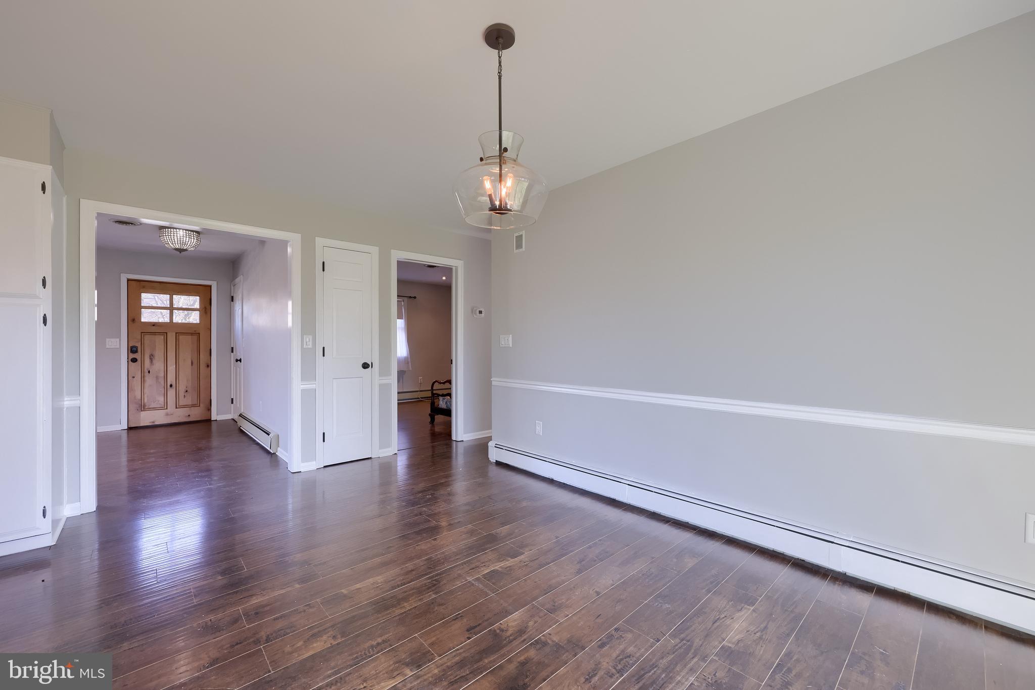 LAUREL WOODS - Residential