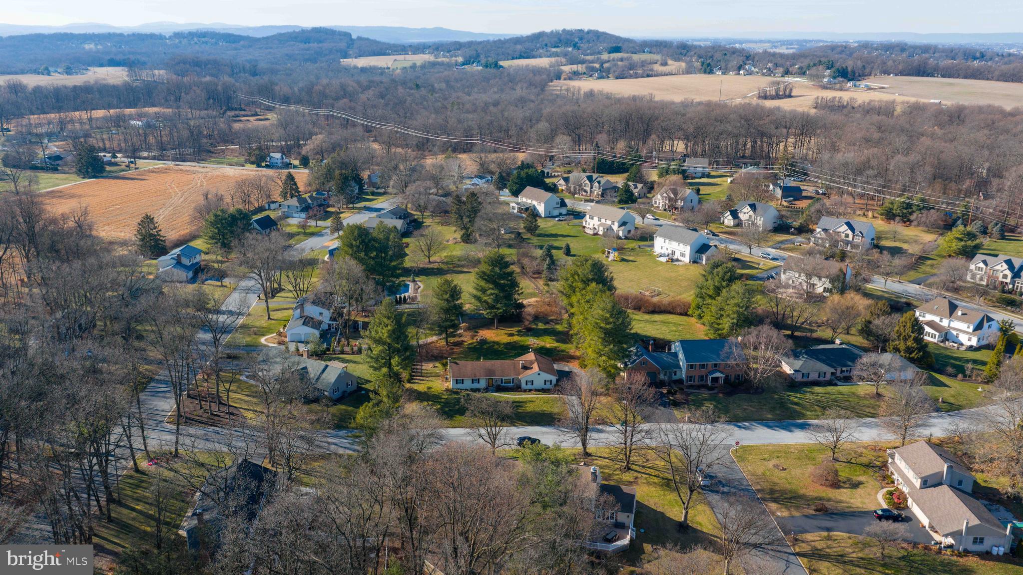 LAUREL WOODS - Residential