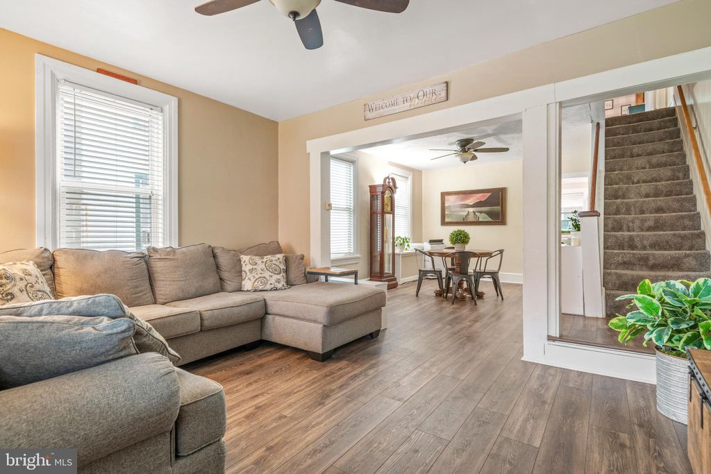 Photo of 205 E NEW ST, MOUNTVILLE, PA 17554 (MLS # PALA2036982)