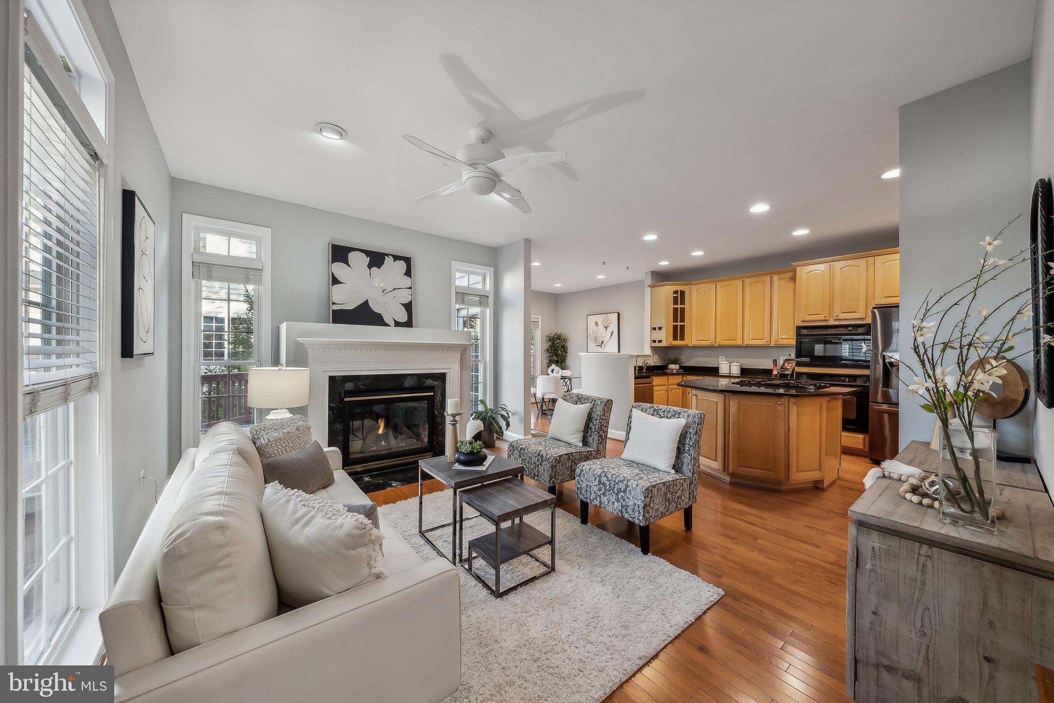 FAIRFAX CENTER - Residential