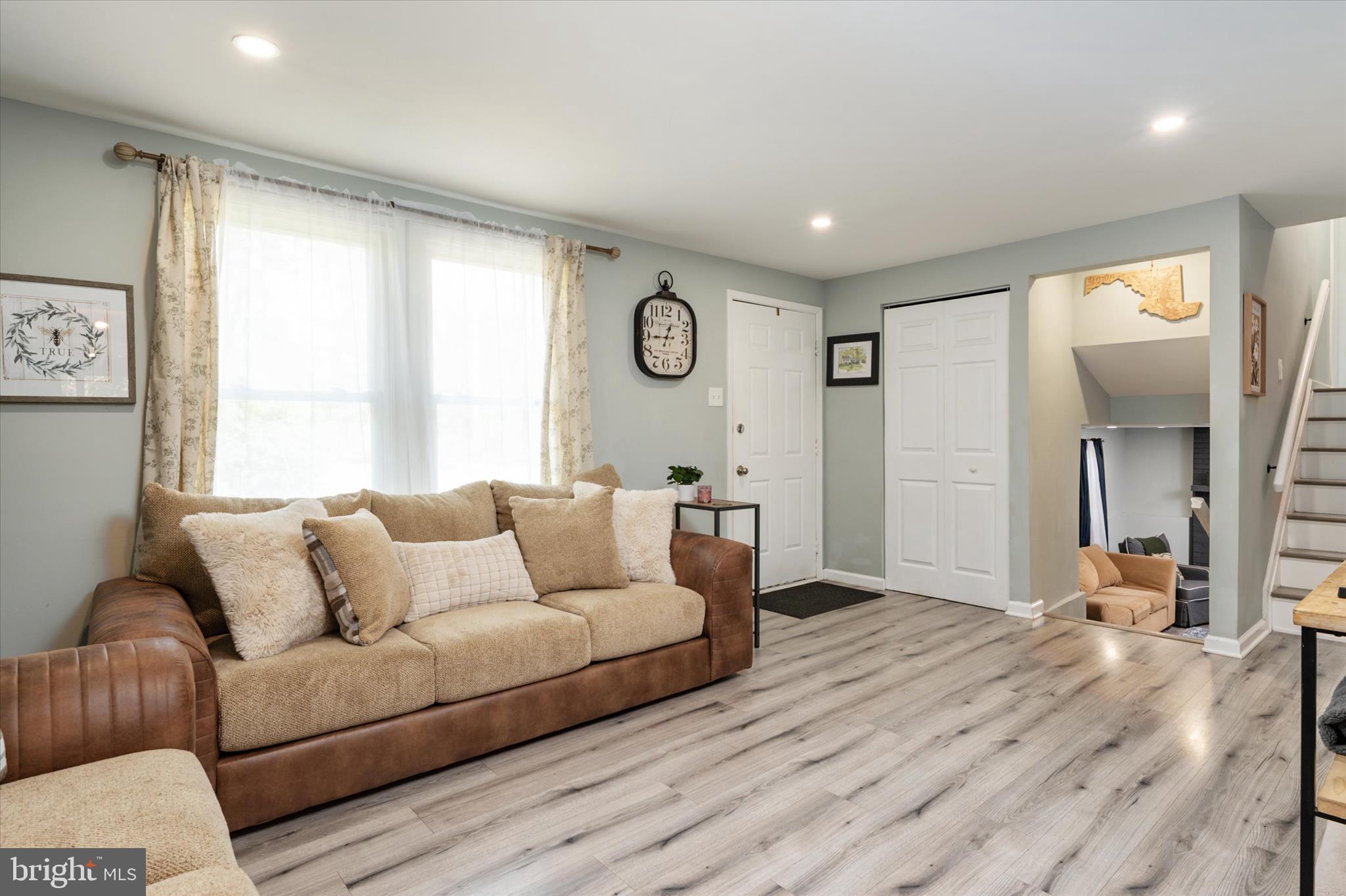 3023 HUNTINGTON CIRCLE