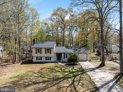 Homes For Sale - 3023 Huntington Circle<br/> WALDORF, MD 20602