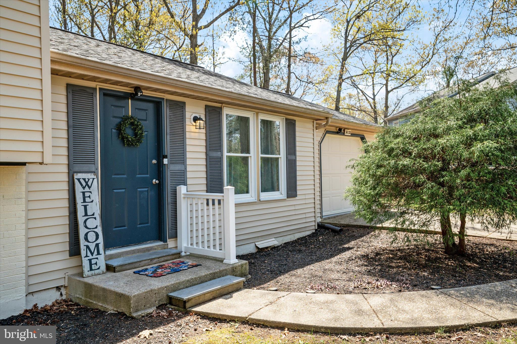 3023 HUNTINGTON CIRCLE
