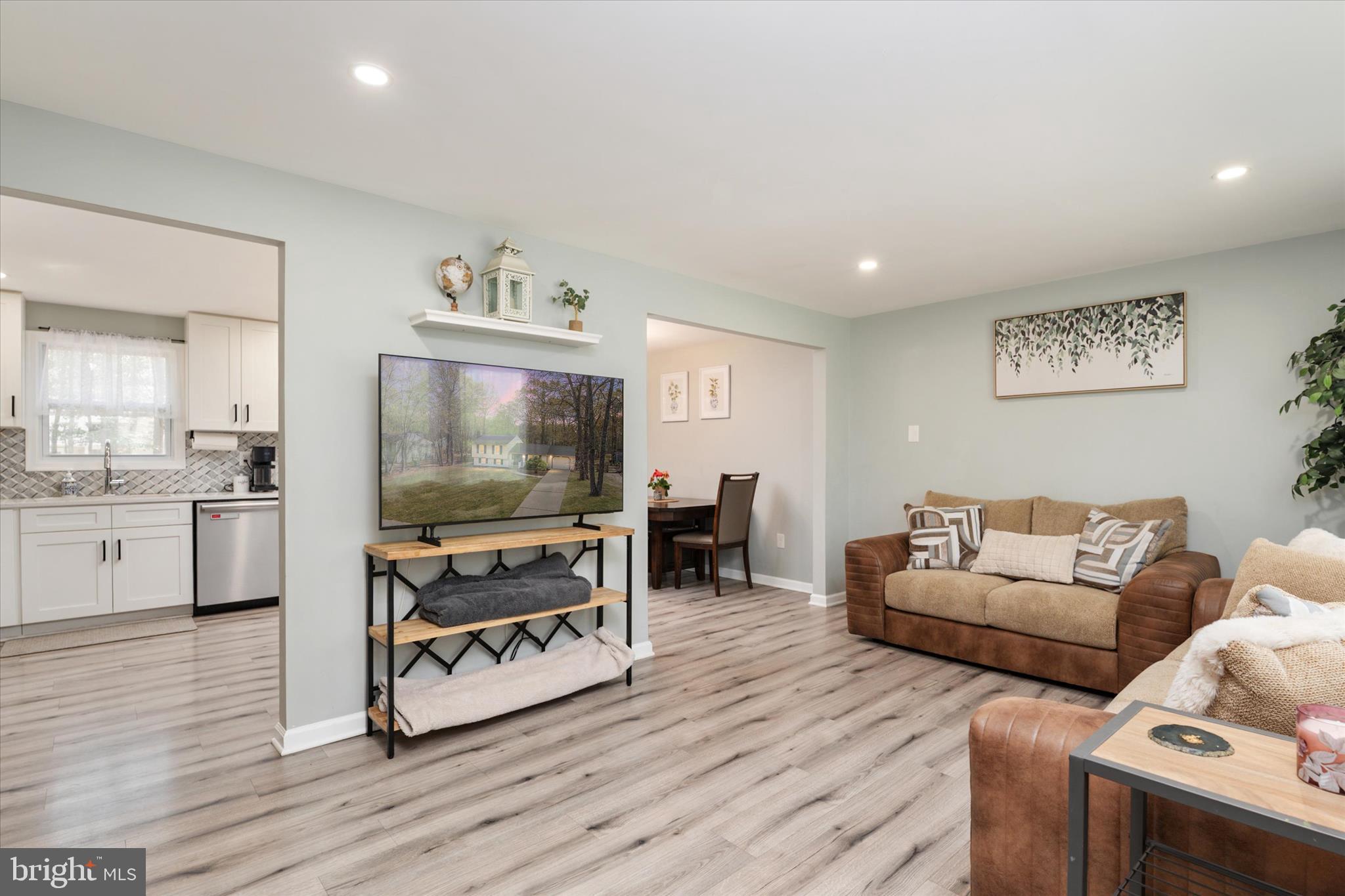 3023 HUNTINGTON CIRCLE