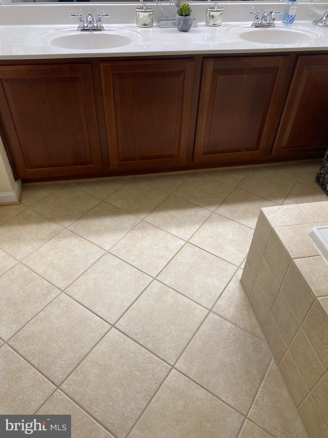 ST CHARLES SUB - SHEFFIELD - Residential