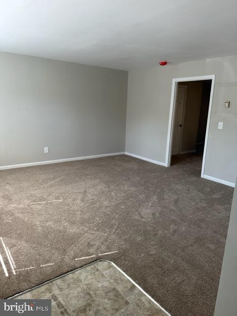 TOWN & COUNTRY - Residential