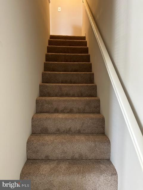 TOWN & COUNTRY - Residential