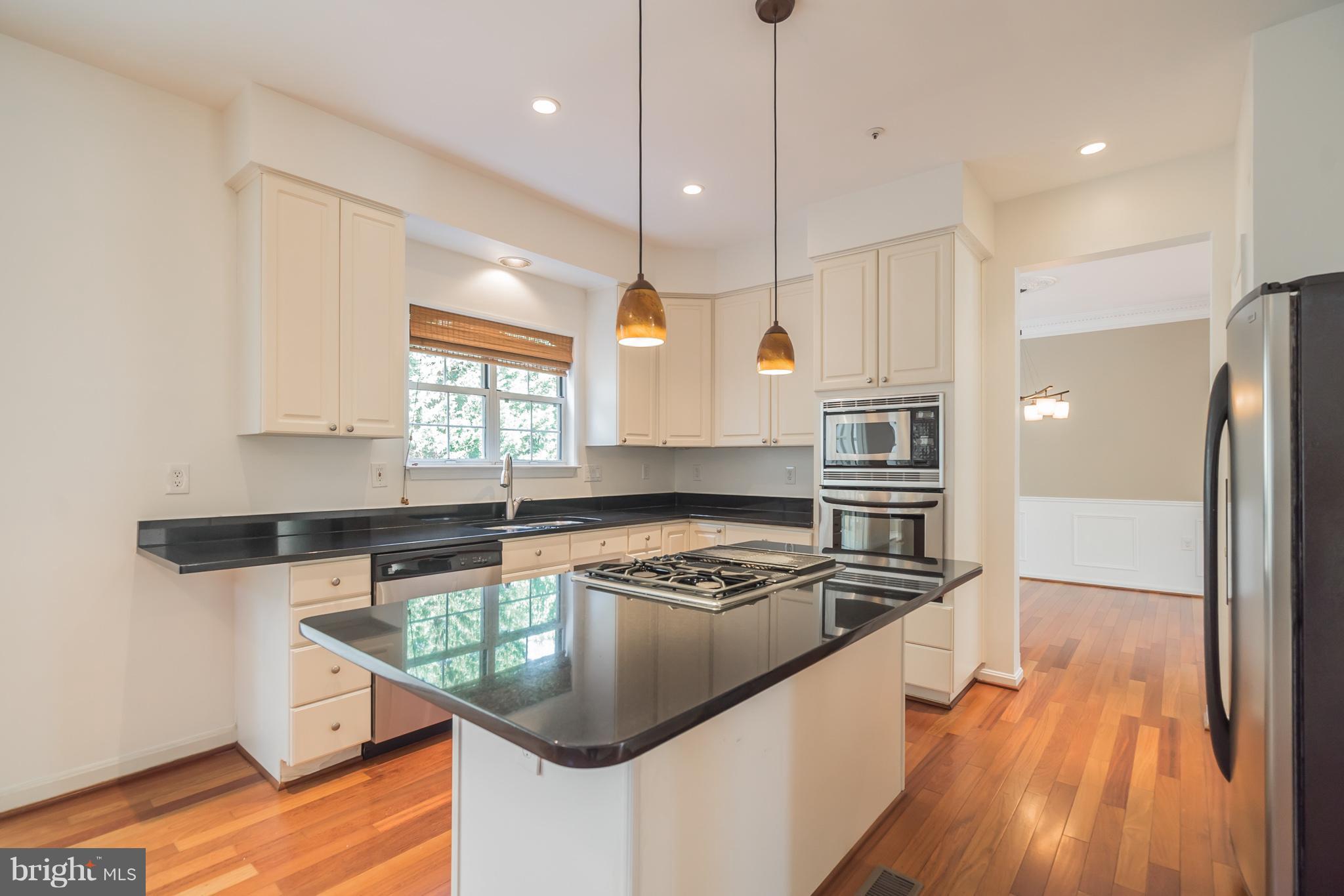 POTOMAC LAKES - Residential